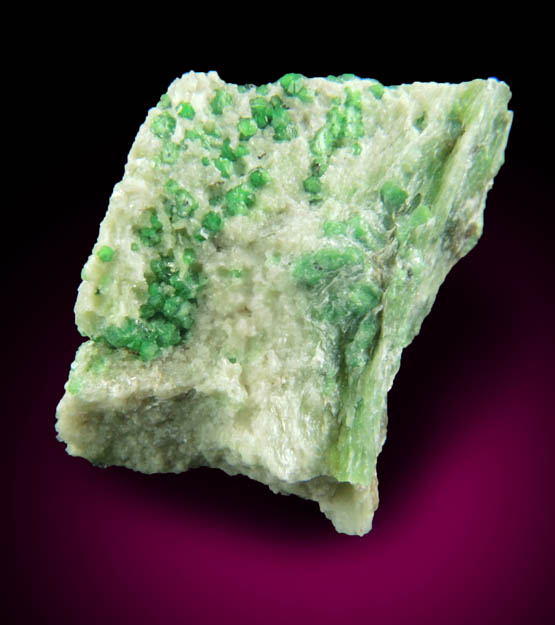 Uvarovite with Chromite cores plus Diopside from Fengtien Mine, Conc. S., 5 kilometers west of Fengtien village, Hualien, Taiwan