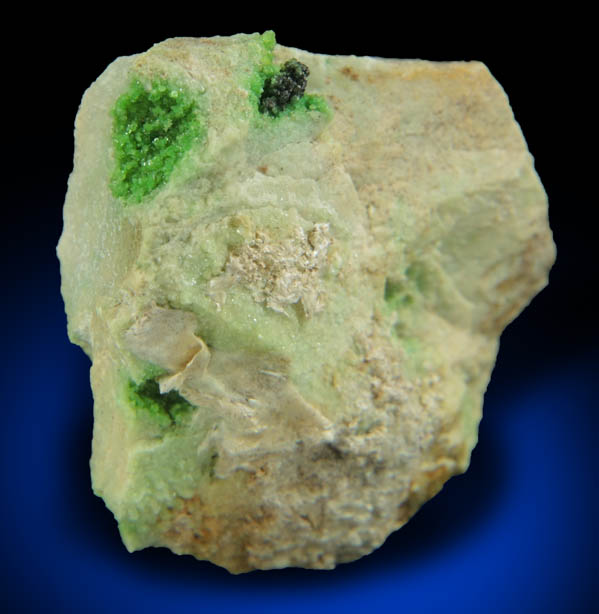 Uvarovite Garnet plus Diopside and Tremolite from Fengtien Mine, Conc. S., 5 kilometers west of Fengtien village, Hualien, Taiwan