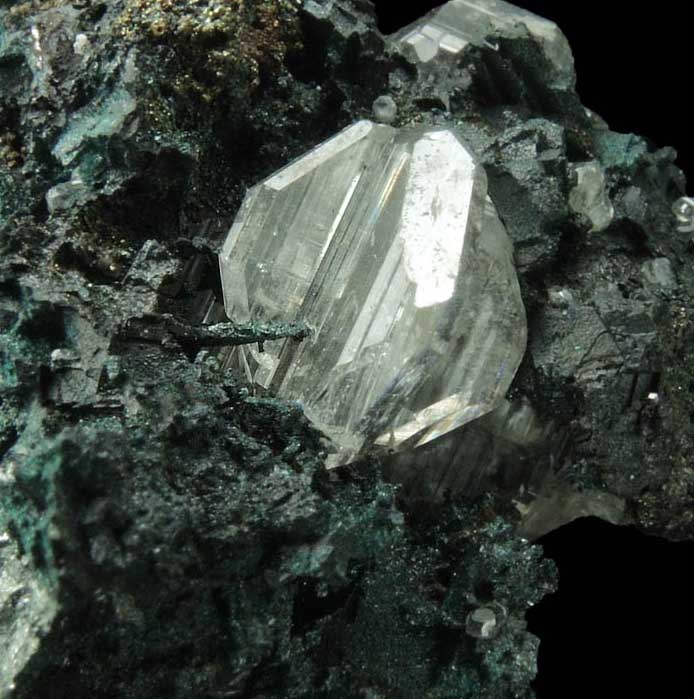 Cerussite (twinned crystals) on Tennantite from Tsumeb Mine, 3rd Oxide Zone, Otavi-Bergland District, Oshikoto, Namibia