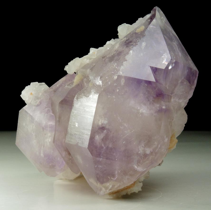 Quartz var. Amethyst Quartz from Rose Avenue Locality, Bellingham, Norfolk County, Massachusetts