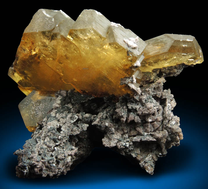 Barite and Dolomite from Cerro Warihuyn, Huanuco Department, Peru