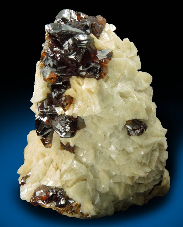 Sphalerite on Dolomite from Mina Troya, Mutiloa, 19 km southwest of San Sebastin, Pais Vasco, Spain