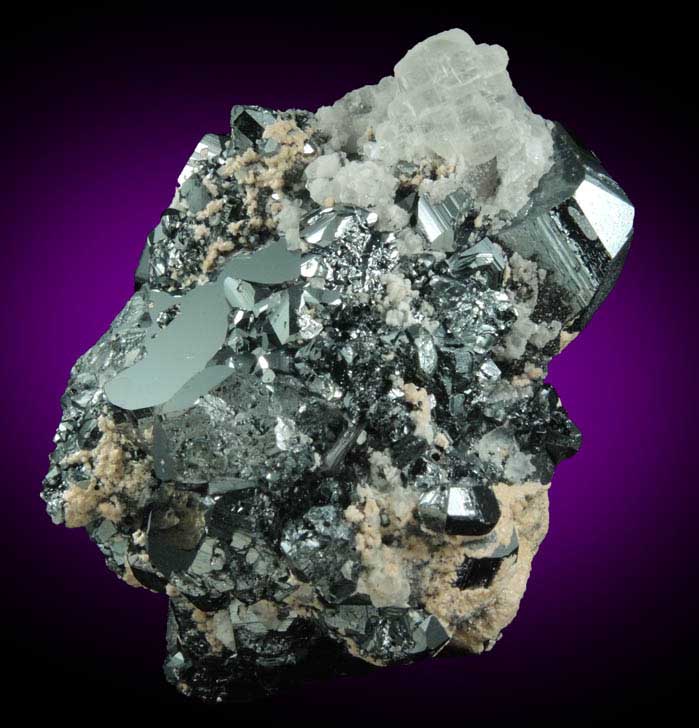 Hematite with Calcite and Lizardite from Wessels Mine, Kalahari Manganese Field, Northern Cape Province, South Africa