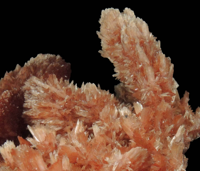 Inesite over Barite from N'Chwaning II Mine, Kalahari Manganese Field, Northern Cape Province, South Africa