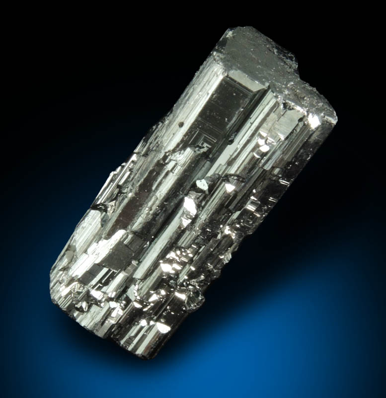 Bournonite (doubly terminated crystal) from Yaogangxian Mine, Nanling Mountains, Hunan, China