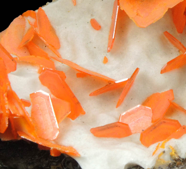 Wulfenite and Calcite from Jianshan Mine, Kuruktag Mountains, 300 km southeast of rmqi, Shanshan County, Xinjiang Uygur Region, China