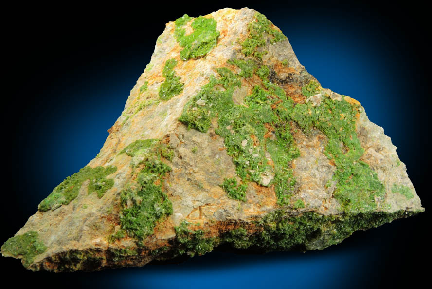 Pyromorphite over Quartz from Wheatley Mine, Phoenixville District, Chester County, Pennsylvania