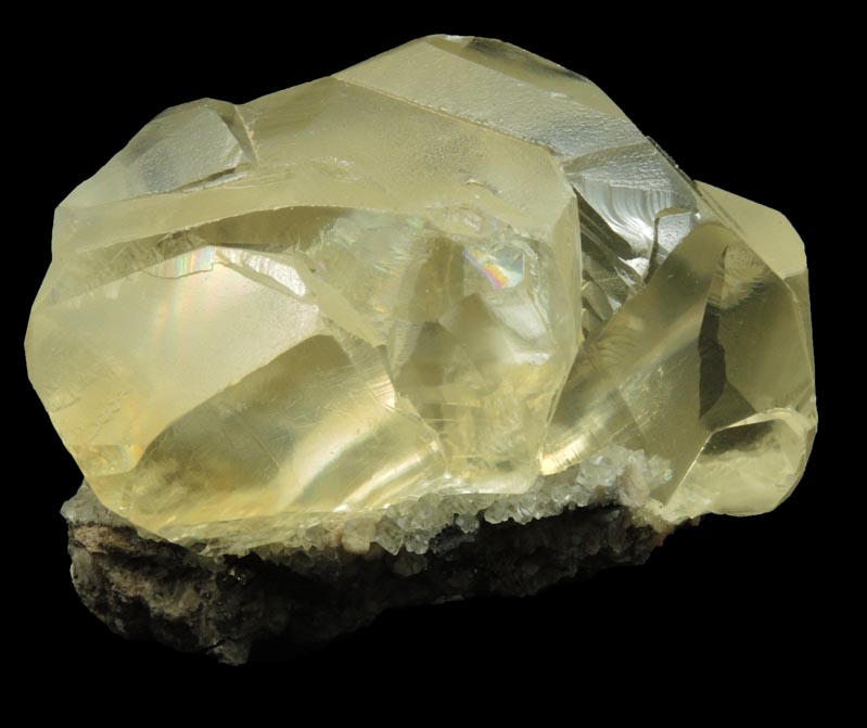 Calcite (interpenetrant-twinned) from Sokolovskiy-Sarbaiskiy Mine, Rudnyy, Kustanay Oblast, Kazakhstan