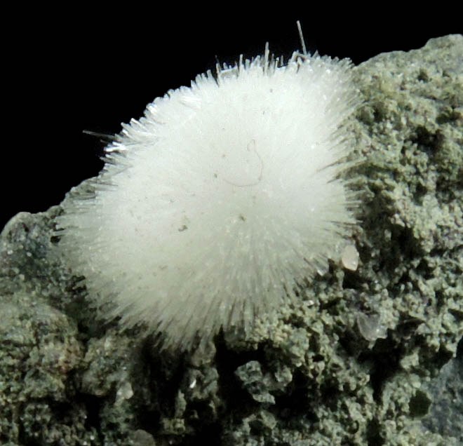 Natrolite from Millington Quarry, Bernards Township, Somerset County, New Jersey