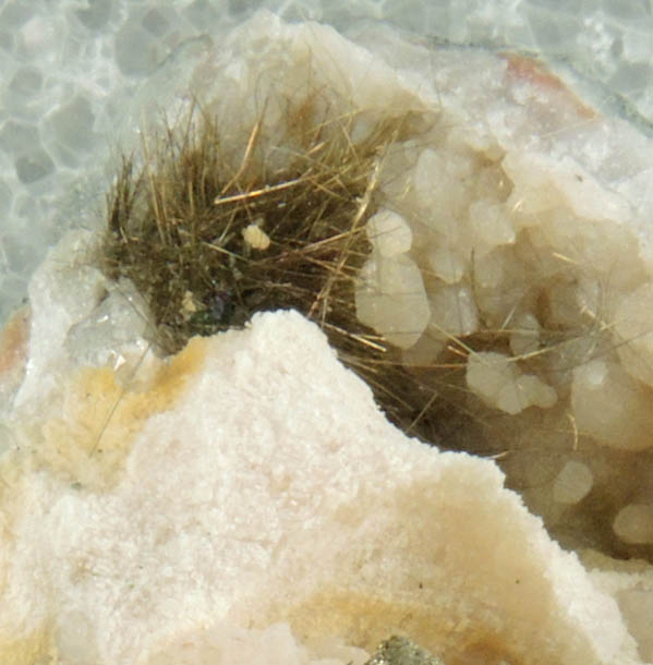 Millerite in Quartz Geode from US Route 27 road cut, Halls Gap, Lincoln County, Kentucky