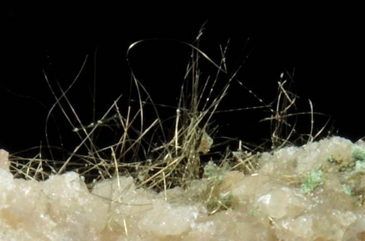 Millerite in Quartz Geode from US Route 27 road cut, Halls Gap, Lincoln County, Kentucky