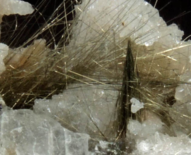 Millerite in Quartz Geode from US Route 27 road cut, Halls Gap, Lincoln County, Kentucky