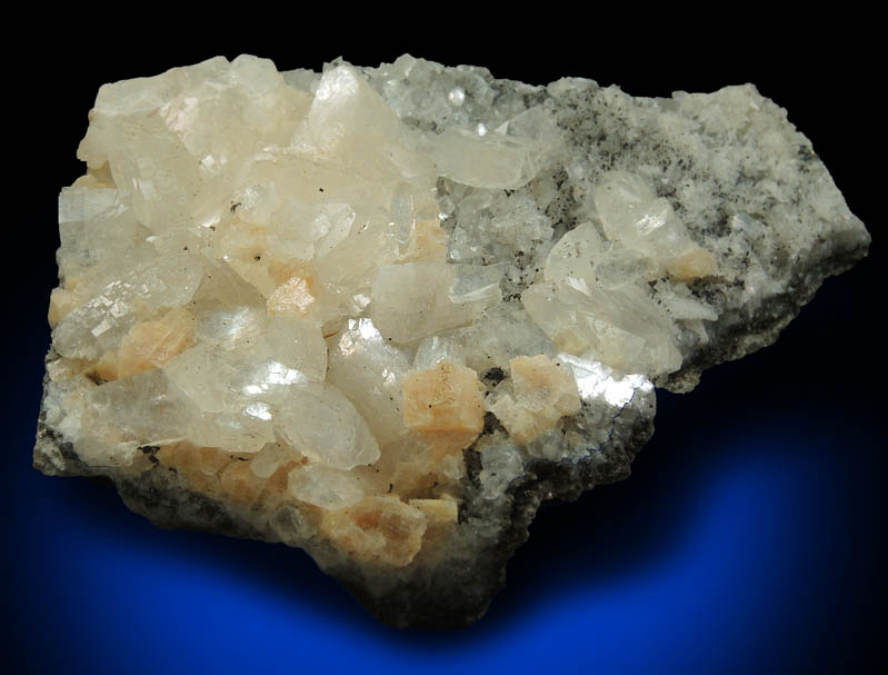 Chabazite on Heulandite with Chlorite-Chamosite from Prospect Park Quarry, Prospect Park, Passaic County, New Jersey
