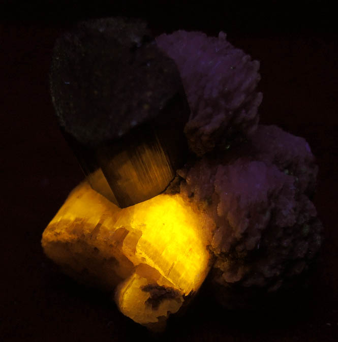 Fluorapatite, Schorl Tourmaline, Albite var. Cleavelandite from Bulochi, near Shengus, Skardu District, Gilgit-Baltistan, Pakistan