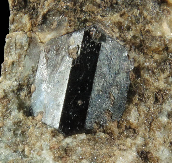 Lorenzenite with Aegirine from Flora Mt., Lovozero massif, Kola Peninsula, Russia