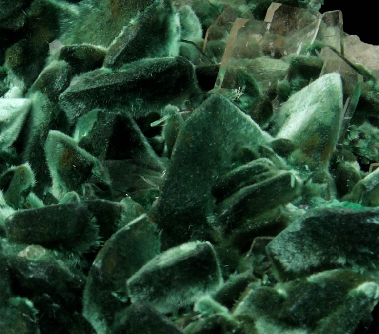 Malachite and Barite on Chalcocite-Cuprite pseudomorphs after Azurite from Milpillas Mine, Cuitaca, Sonora, Mexico
