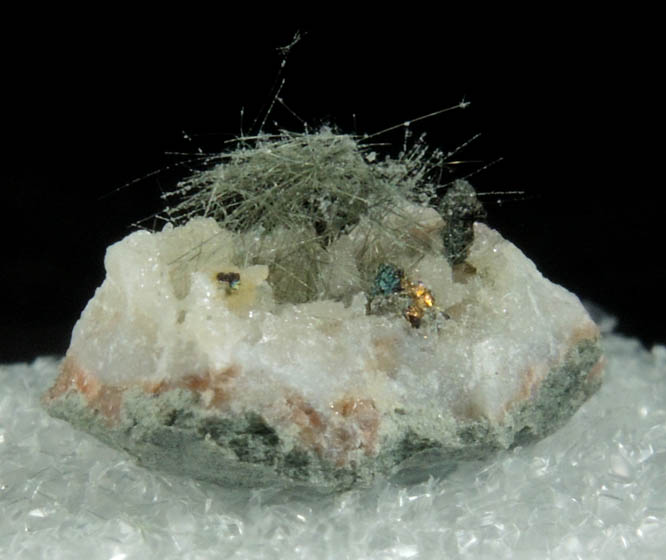 Millerite in Quartz Geode from US Route 27 road cut, Halls Gap, Lincoln County, Kentucky