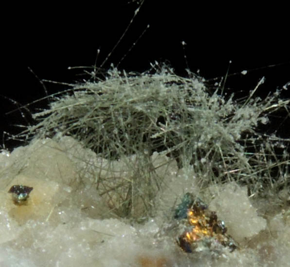 Millerite in Quartz Geode from US Route 27 road cut, Halls Gap, Lincoln County, Kentucky