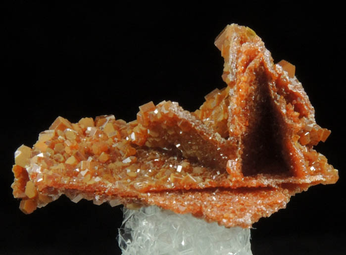 Vanadinite pseudomorphs after Wulfenite from Rowley Mine, 20 km northwest of Theba, Painted Rock Mountains, Maricopa County, Arizona