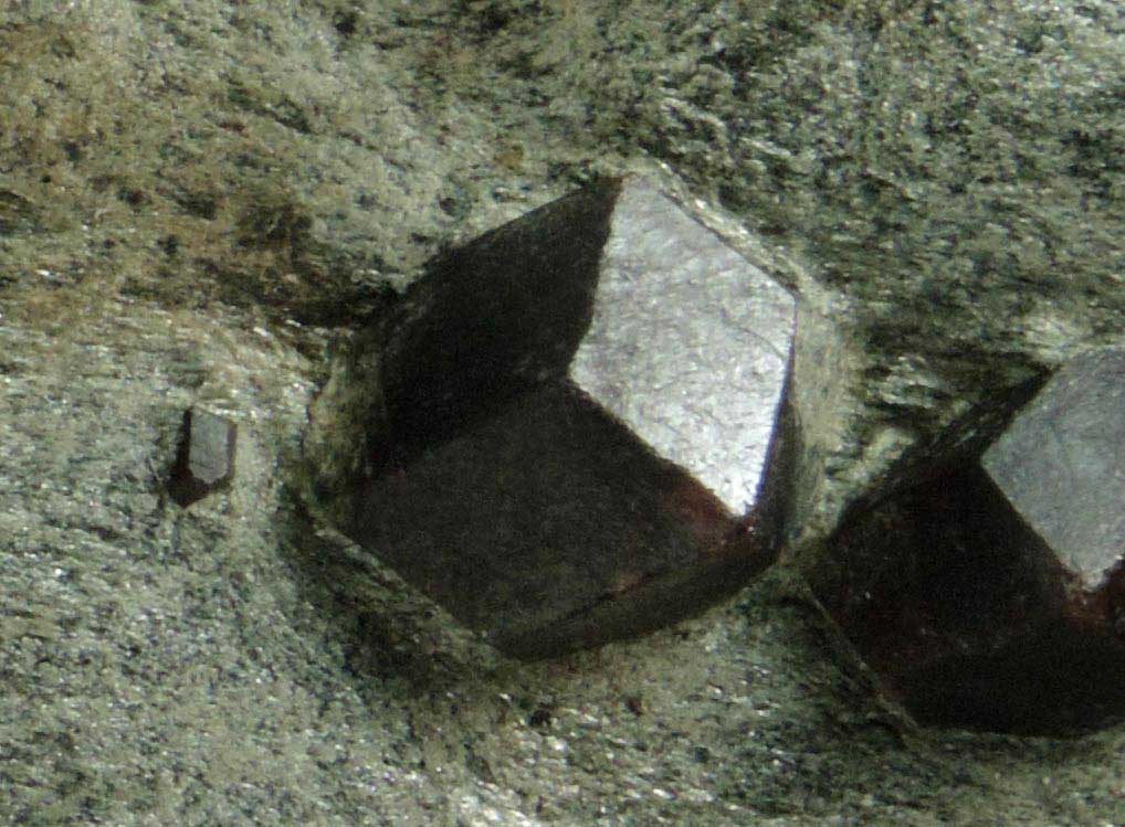 Almandine Garnet from tztal (Oetztal), Tyrol, Austria