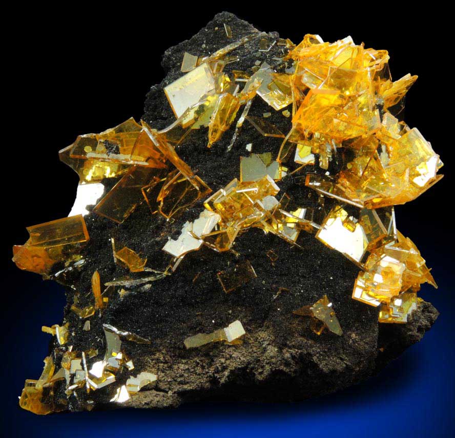 Wulfenite on Mottramite from 79 Mine, Banner District, near Hayden, Gila County, Arizona