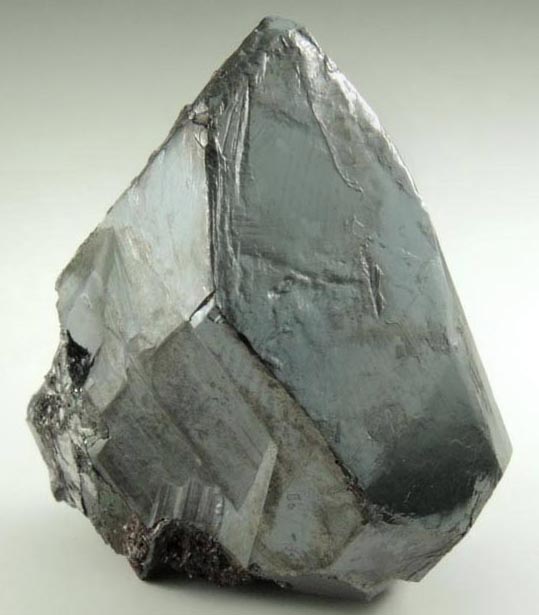 Rutile from Graves Mountain, 19.5 km east of Washington, Lincoln County, Georgia