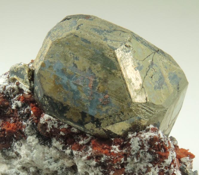 Pyrite with partial Chalcocite coating on Hematite-coated Quartz from Milpillas Mine, Cuitaca, Sonora, Mexico