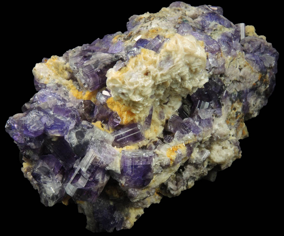 Fluorapatite with Bertrandite from Lavra da Golconda, near Governador Valadares, Minas Gerais, Brazil