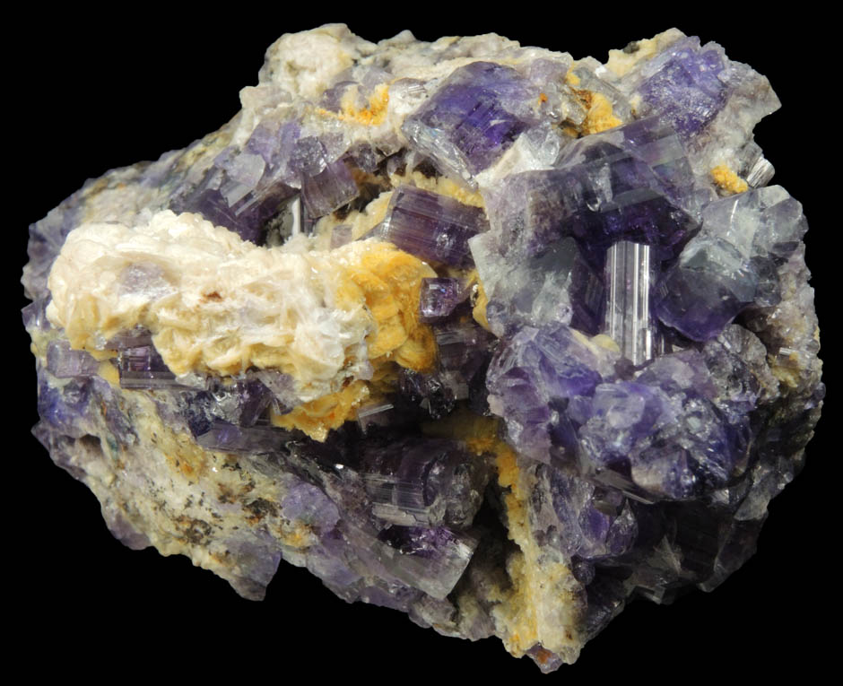 Fluorapatite with Bertrandite from Lavra da Golconda, near Governador Valadares, Minas Gerais, Brazil