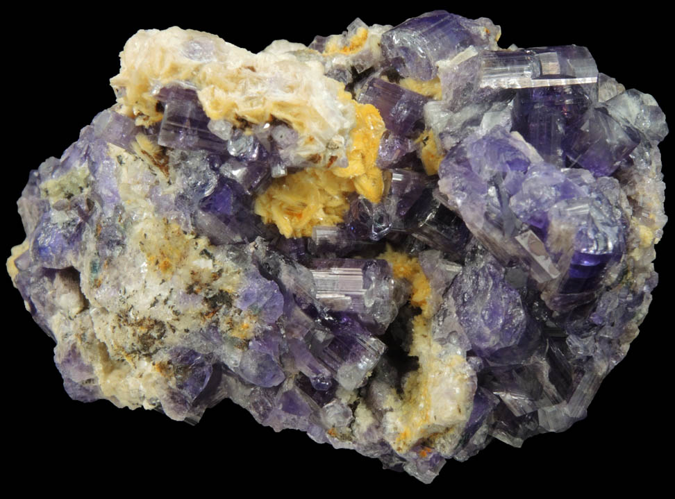 Fluorapatite with Bertrandite from Lavra da Golconda, near Governador Valadares, Minas Gerais, Brazil