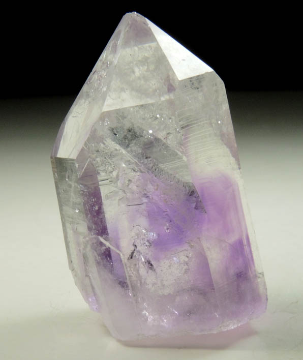 Quartz var. Amethyst with moveable bubble inclusion from Tafelkop, Goboboseb Mountains, 27 km west of Brandberg Mountain, Erongo region, Namibia