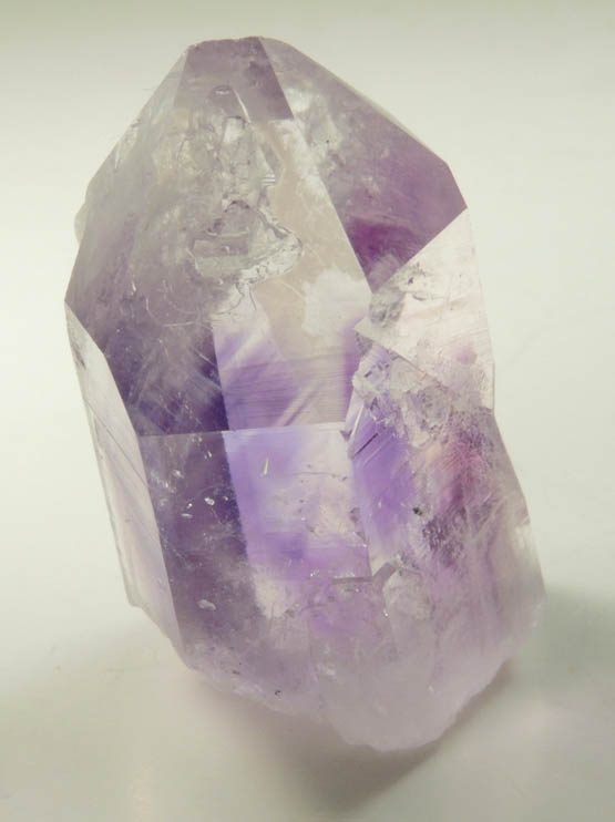 Quartz var. Amethyst with moveable bubble inclusion from Tafelkop, Goboboseb Mountains, 27 km west of Brandberg Mountain, Erongo region, Namibia