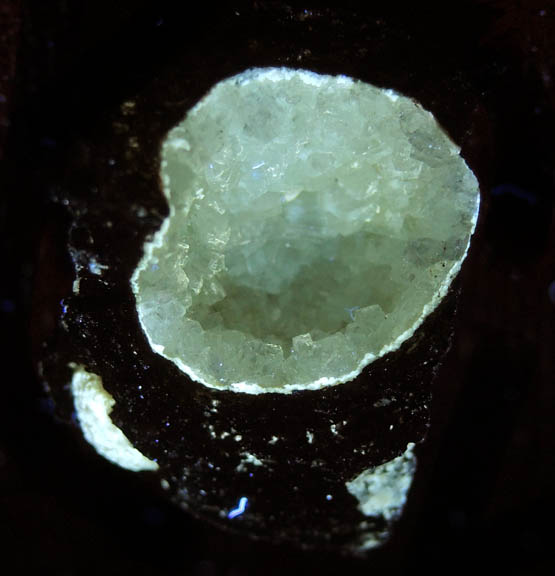 Heulandite from Jaquish Road Cut, near Goble, Columbia County, Oregon