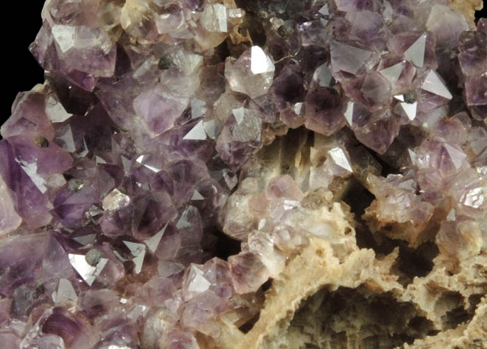 Quartz var. Amethyst with pseudomorphic molds after Anhydrite from Paterson (probably New Street Quarry), Passaic County, New Jersey