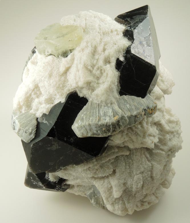 Beryl, Smoky Quartz, Muscovite, Microcline from Darra-i-Pech, Kunar Province, Afghanistan