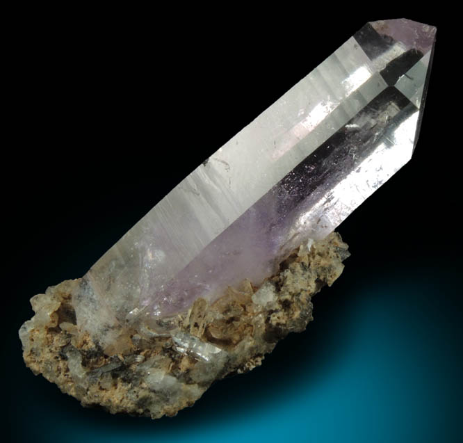 Quartz var. Amethyst Quartz with moveable internal bubble (Enhydro) from Tafelkop, Goboboseb Mountains, 27 km west of Brandberg Mountain, Erongo region, Namibia