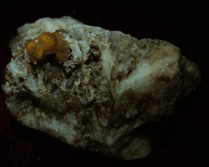 Fluorapatite on Quartz with Cookeite from Harvard Quarry, Noyes Mountain, Greenwood, Oxford County, Maine