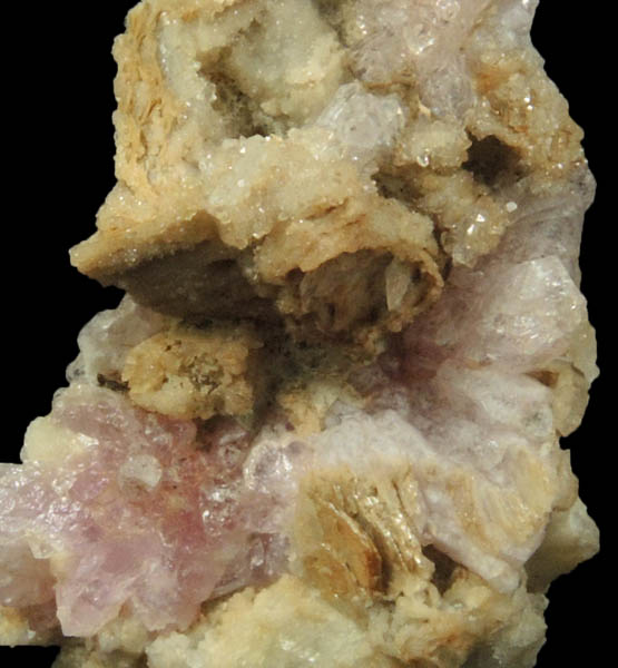 Quartz var. Rose Quartz Crystals on Albite with Muscovite from Rose Quartz Locality, Plumbago Mountain, Newry, Oxford County, Maine