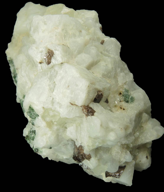 Diopside and Titanite in Albite from Rose Road locality, Pitcairn, St. Lawrence County, New York