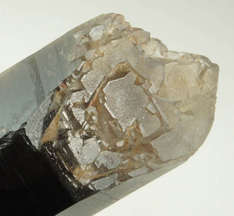 Quartz var. Smoky Quartz (doubly terminated Dauphin Law twins) from Devil's Head, Rampart Range, 25 km southwest of Castle Rock, Douglas County, Colorado