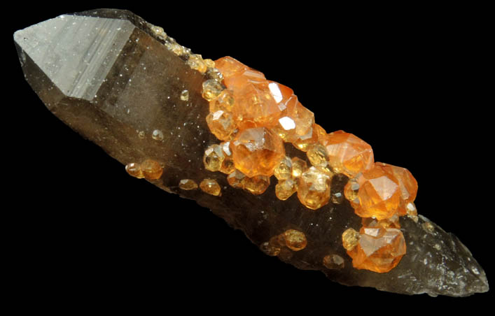 Spessartine Garnet on Smoky Quartz from Tongbei-Yunling District, Fujian Province, China