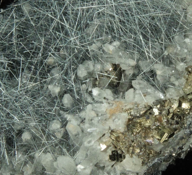 Jamesonite-Boulangerite on Quartz with Pyrite from Mina Noche Buena, Mazapil, Zacatecas, Mexico