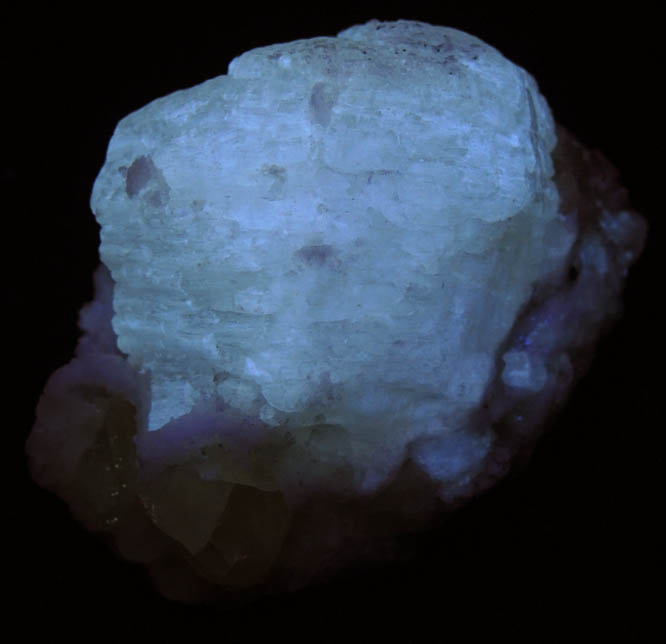 Photo below under shortwave ultraviolet illumination of Witherite from Minerva #1 Mine, Cave-in-Rock District, Hardin County, Illinois Witherite from Minerva #1 Mine, Cave-in-Rock District, Hardin County, Illinois