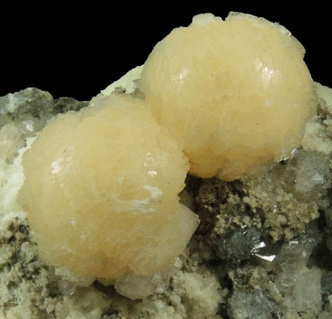 Stilbite on Heulandite with Calcite from Millington Quarry, Bernards Township, Somerset County, New Jersey