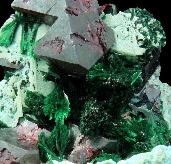 Cuprite, Malachite, Chrysocolla from Mashamba Mines, 10 km west of Kolwezi, Katanga Copperbelt, Lualaba Province, Democratic Republic of the Congo