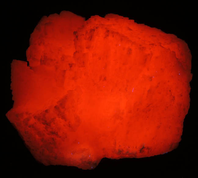 Calcite var. Manganocalcite from Pachapaqui District, Bolognesi Province, Ancash Department, Peru