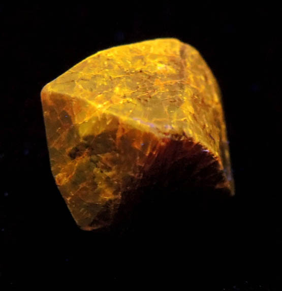 Zircon from Rio do Peixe, Gois, Brazil