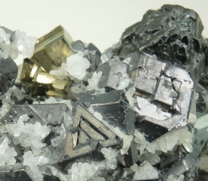 Tetrahedrite, Galena, Quartz, Sphalerite, Pyrite from Trepca District, 10 km east of Kosozska Mitrovica, Kosovo