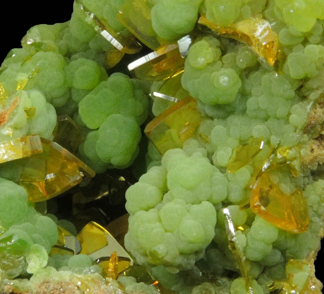 Wulfenite on Mimetite from Mina Ojuela, Mapimi, Durango, Mexico