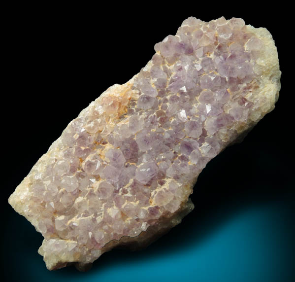 Quartz var. Amethyst on Fluorite from Unaweep Canyon, 23.5 km south of Grand Junction, Mesa County, Colorado